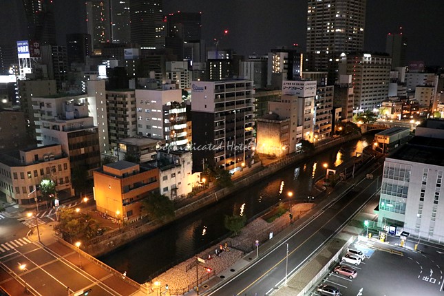 堀川の夜景