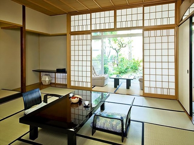 道後温泉のハイクラスホテル