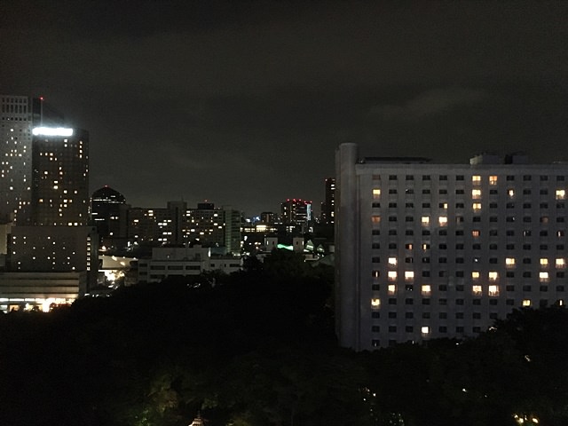 グランドプリンスホテル高輪の客室からの夜景