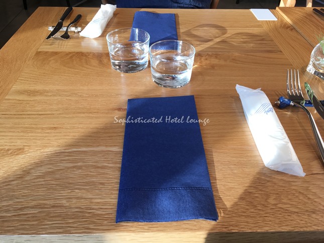 朝食会場