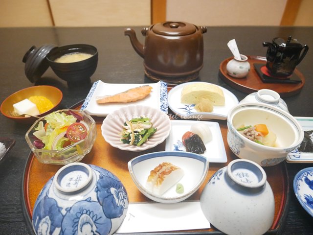 人丸花壇の朝食の内容は？