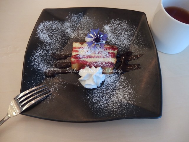 100円のチーズケーキ
