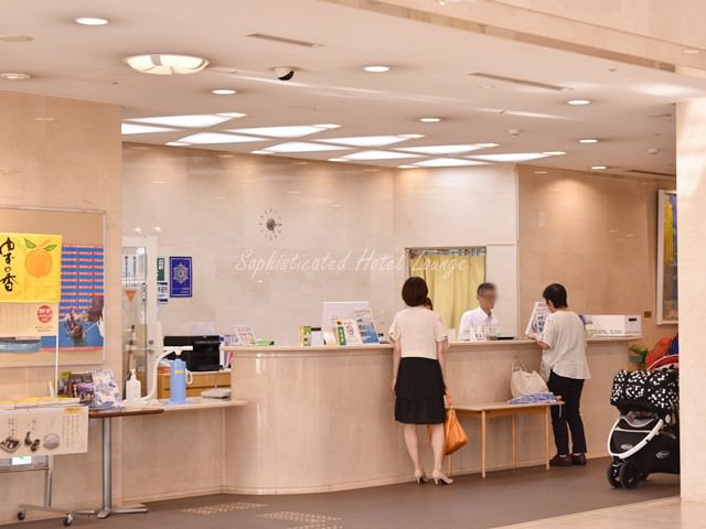 シーパル須磨のフロントロビー