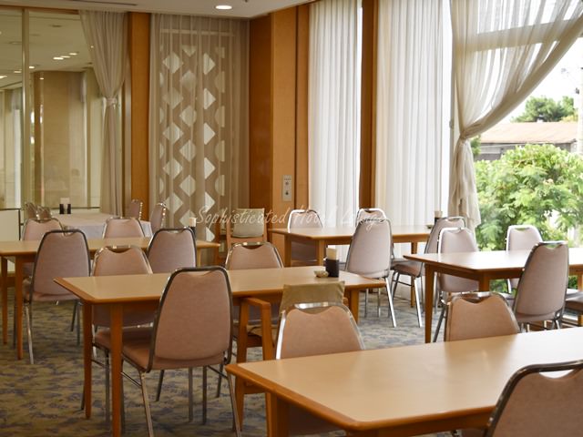 シーパル須磨の朝食会場のレストラン