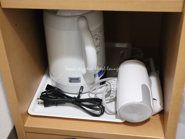 電気ケトルとドライヤー