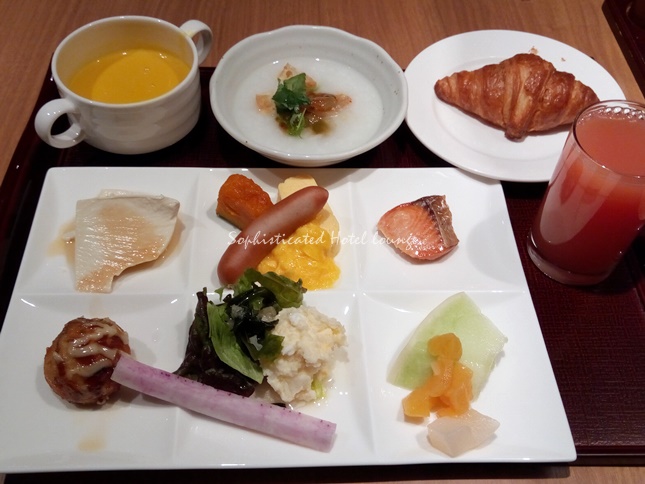 朝食
