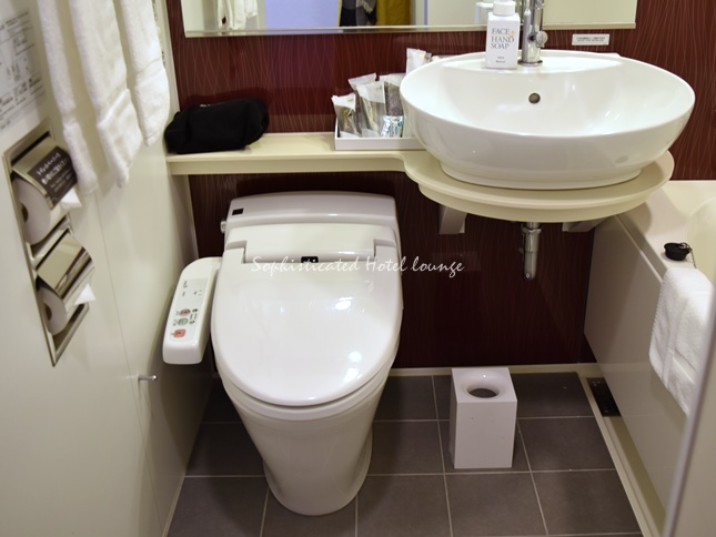 トイレと洗面所
