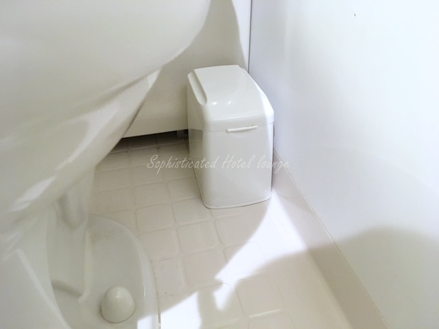 サニタリー用ゴミ箱