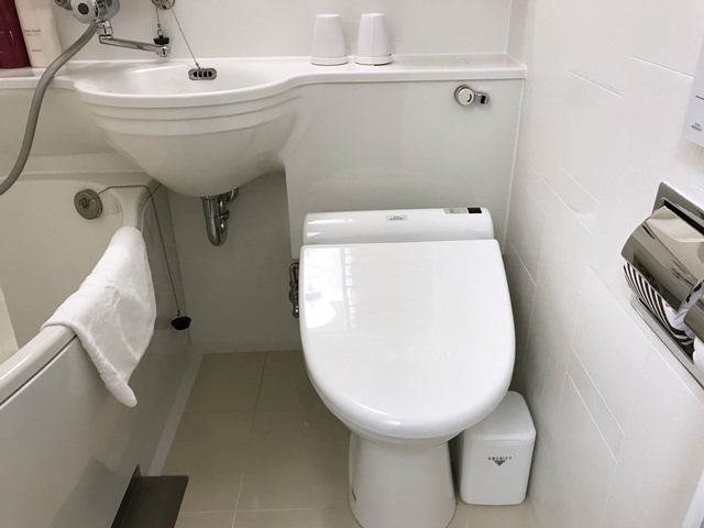 アパホテル御茶ノ水駅北のバスルームは？