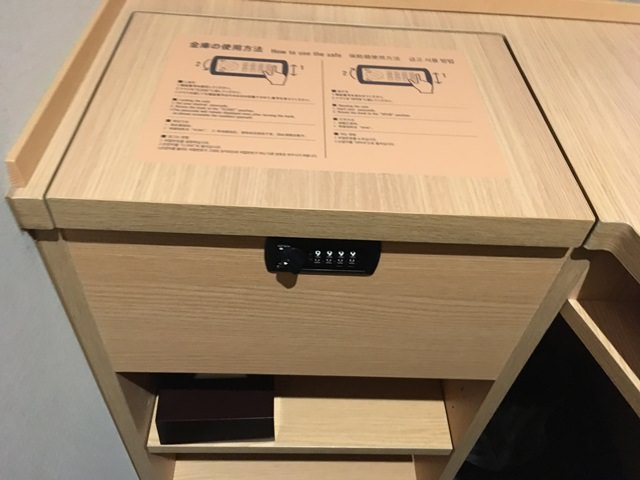 グローバルキャビン東京水道橋の客室備品（セーフティーボックス）