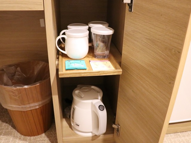 リリーフプレミアム羽田空港の客室備品（お茶セット・ティーバック）