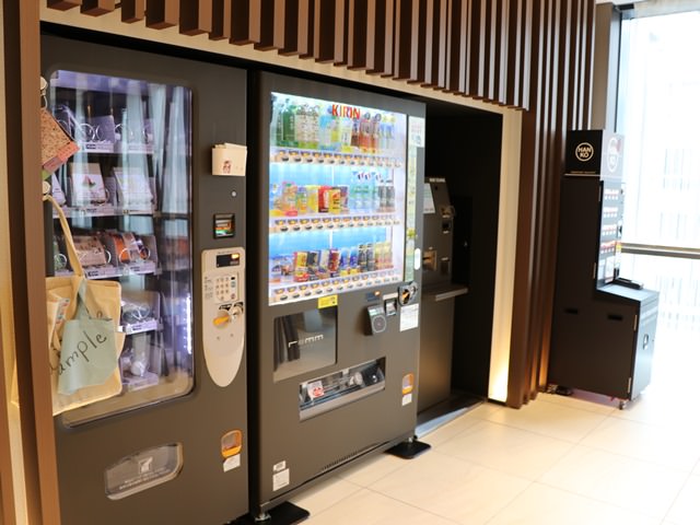 レム六本木の自動販売機