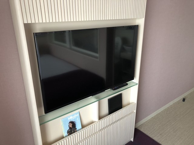 レム六本木の客室備品（液晶テレビ）