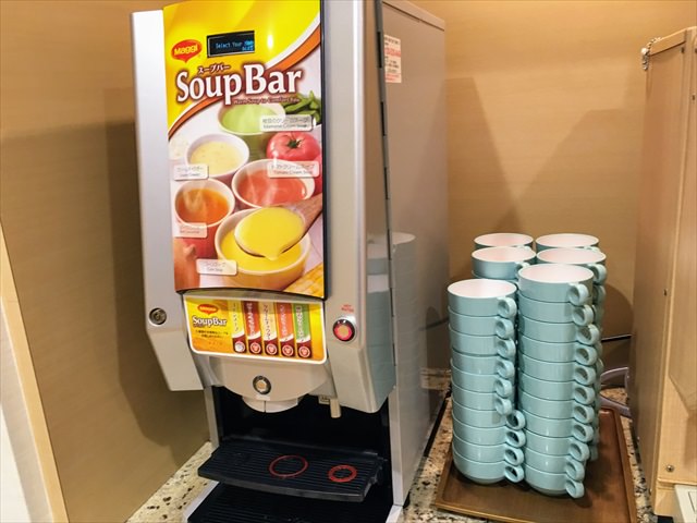 スーパーホテル浅草の朝食は無料サービス
