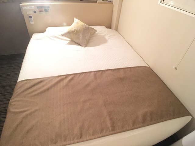 スーパーホテルLohas赤坂のお部屋の様子と備品