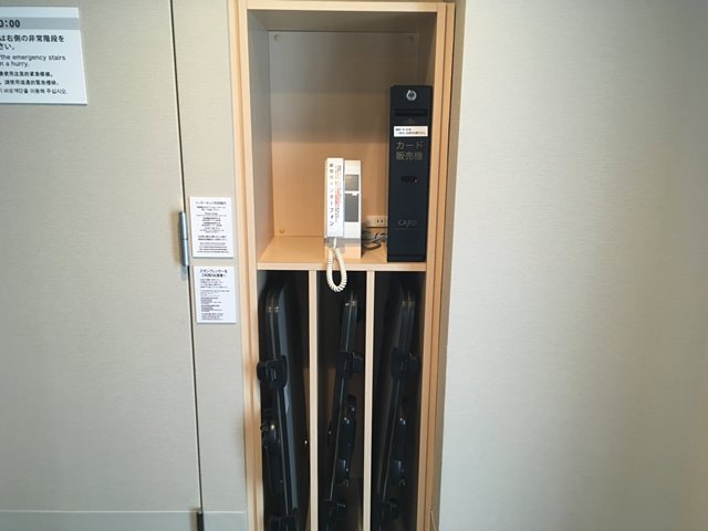 スーパーホテルLohas赤坂のお部屋の様子と備品