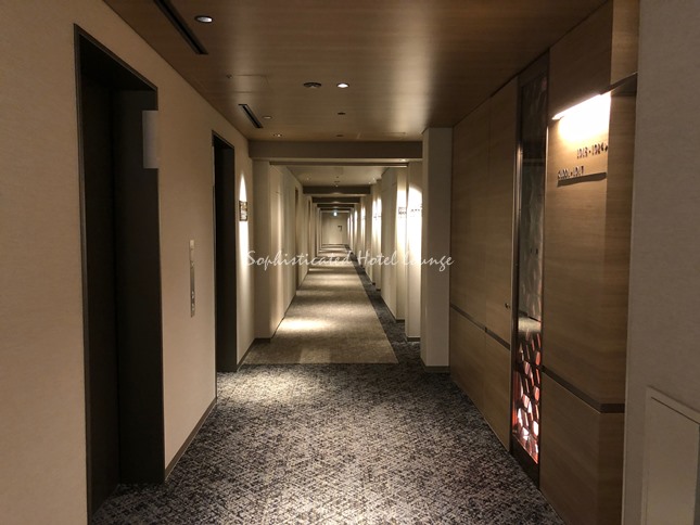 客室フロア廊下