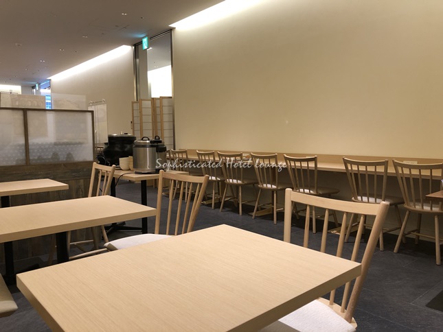 朝食会場