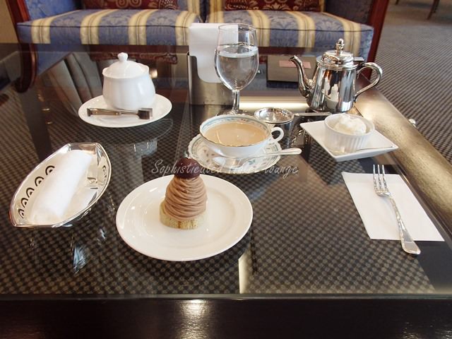 モンブランとロイヤルミルクティー