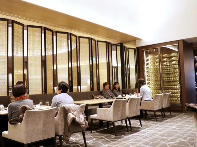 ラウンジ（金沢東急ホテル）の座席の種類は？