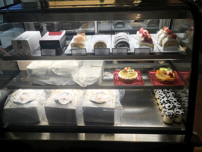 ケーキのショーケース