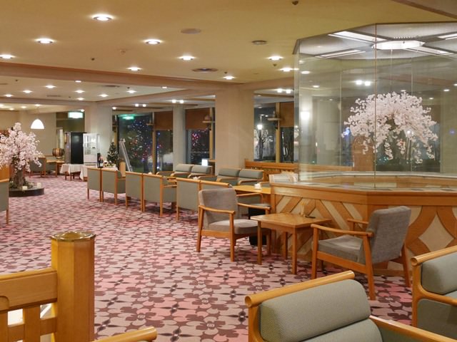 メインラウンジ「さくららうんじ」（千里阪急ホテル）のおすすめ度は？